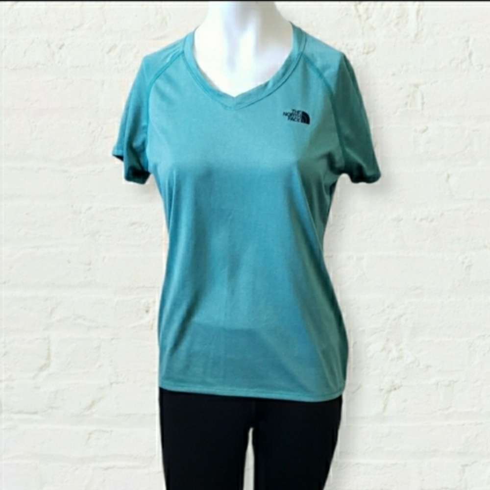 The North Face medium Reaxion Amp Active fit v-neck tshirt teal